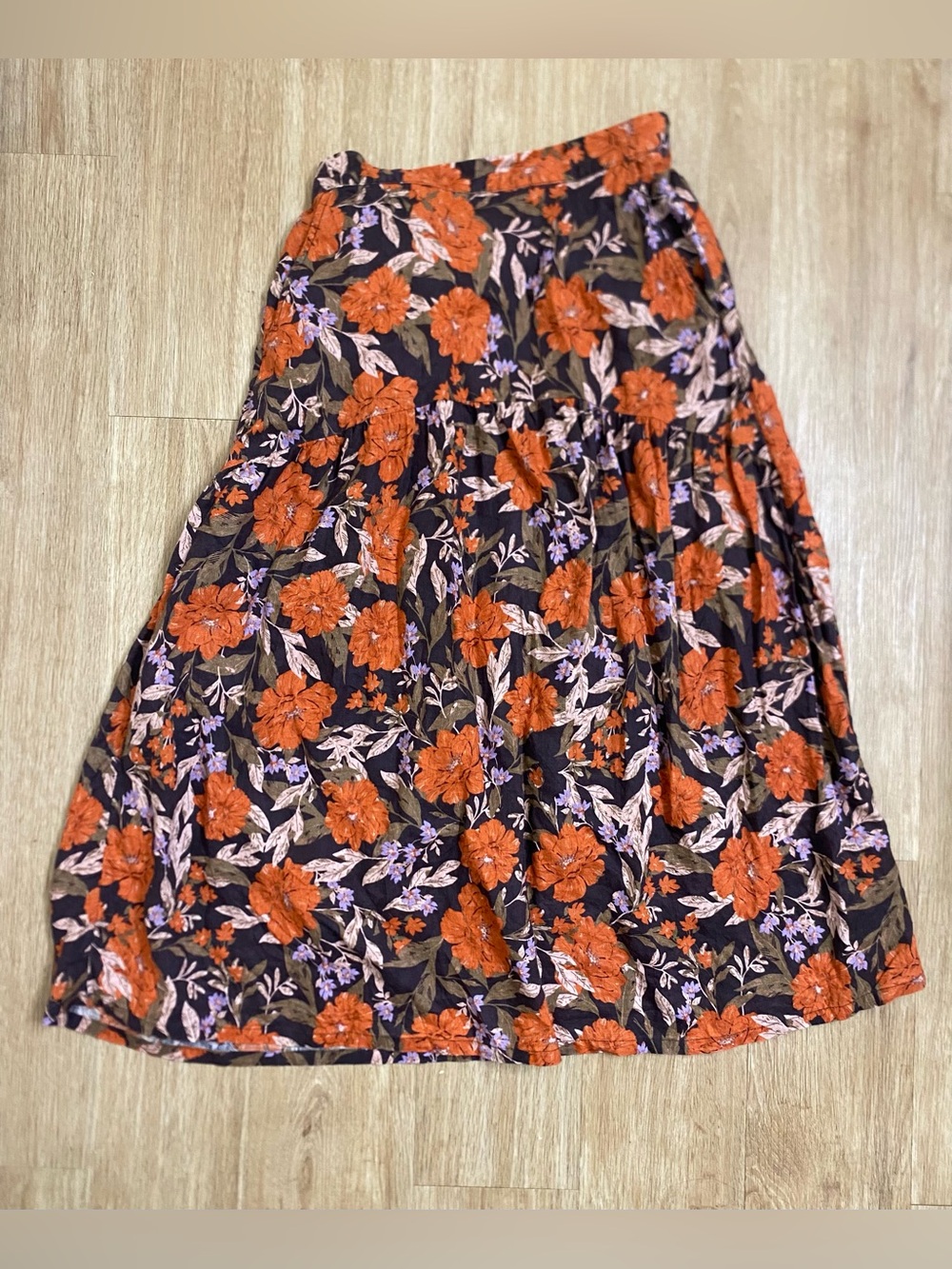 Haute Hippie 100% linen Black Floral A-Line Midi Skirt with Orange Blooms - Picture 2 of 5